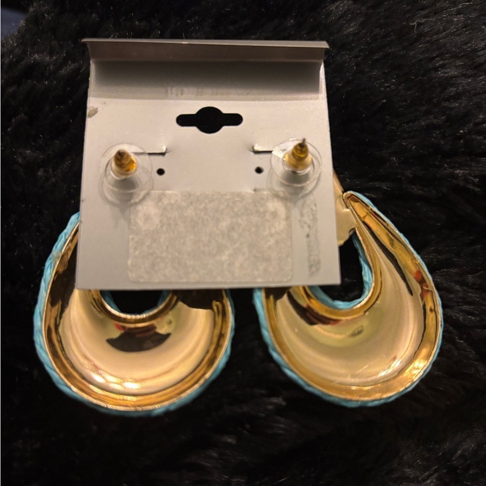 Cara NY Blue Raffia Woven Teardrop Earrings Gold Tone - Picture 2 of 2